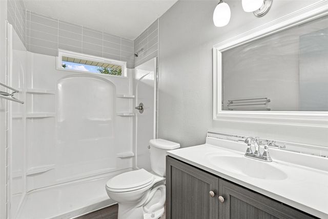 3025 29th Avenue SW, Cedar Rapids, IA 52404