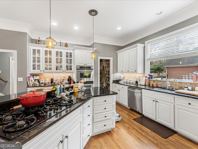 1029 Laurel Grove Court, Suwanee, GA 30024