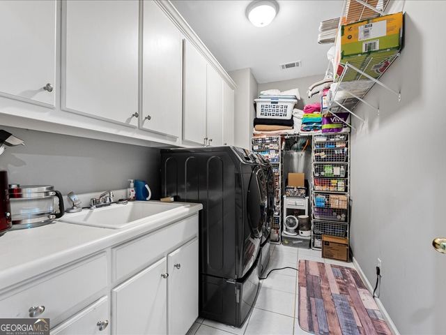 1029 Laurel Grove Court, Suwanee, GA 30024