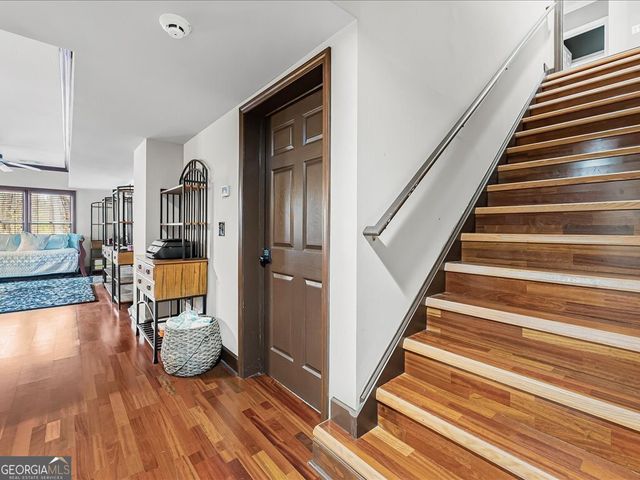 1029 Laurel Grove Court, Suwanee, GA 30024