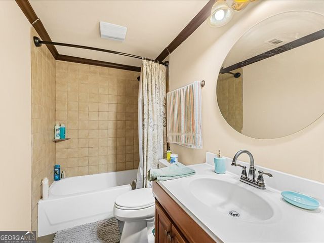 1029 Laurel Grove Court, Suwanee, GA 30024