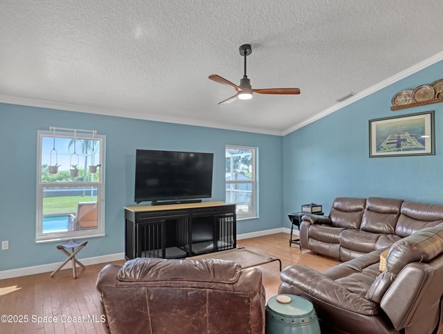 2710 S Courtenay Parkway, Merritt Island, FL 32952