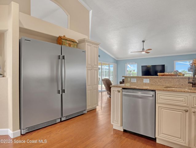 2710 S Courtenay Parkway, Merritt Island, FL 32952