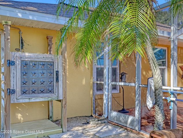 2710 S Courtenay Parkway, Merritt Island, FL 32952