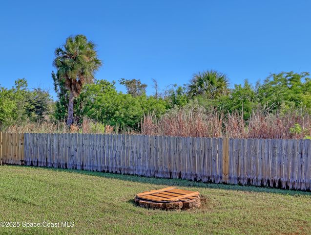 2710 S Courtenay Parkway, Merritt Island, FL 32952