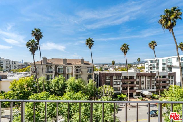 100 S Doheny Drive 503, Los Angeles, CA 90048