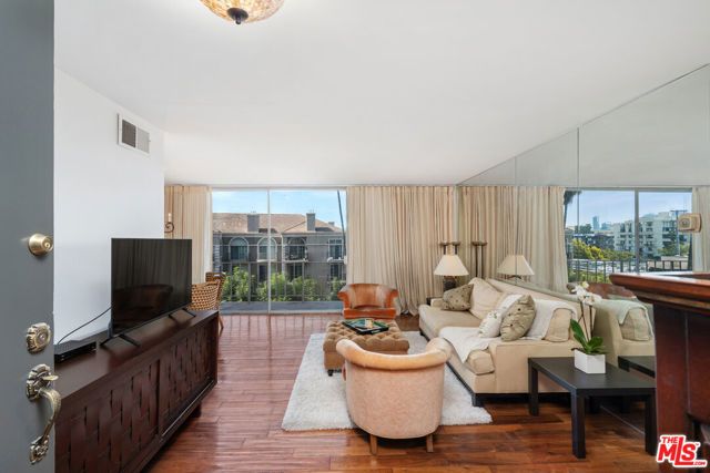 100 S Doheny Drive 503, Los Angeles, CA 90048
