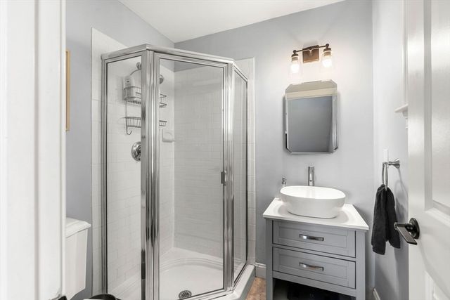 12 Waters St 12, Salem, MA 01970