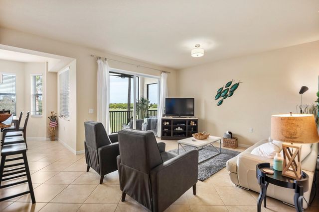 7607 GRAND ESTUARY TRAIL 207, Bradenton, FL 34212