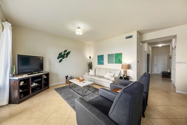 7607 GRAND ESTUARY TRAIL 207, Bradenton, FL 34212