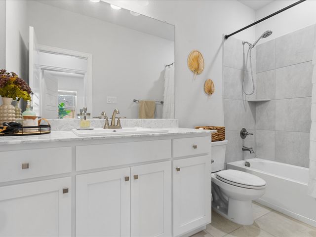 1903 Melinda Lane, Farmers Branch, TX 75234