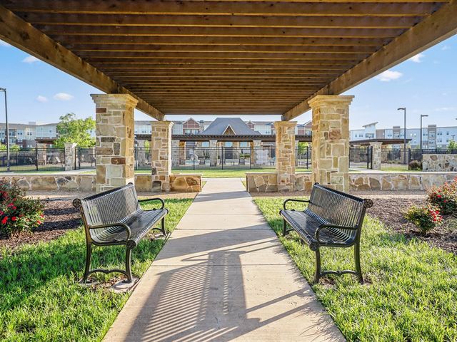 1903 Melinda Lane, Farmers Branch, TX 75234