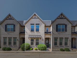 1903 Melinda Lane, Farmers Branch, TX 75234