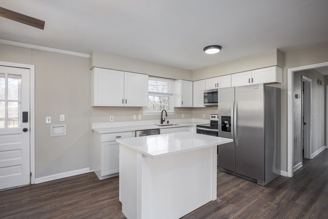 630 Debbie Dr, Hermitage, TN 37076