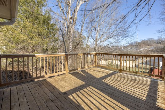 630 Debbie Dr, Hermitage, TN 37076