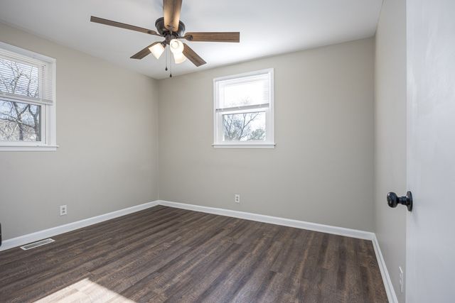 630 Debbie Dr, Hermitage, TN 37076