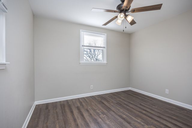 630 Debbie Dr, Hermitage, TN 37076