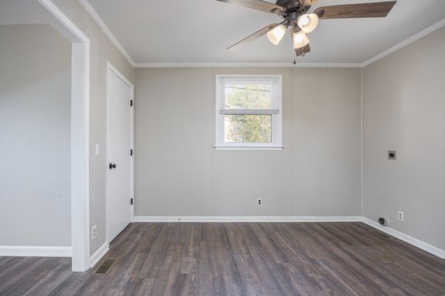 630 Debbie Dr, Hermitage, TN 37076