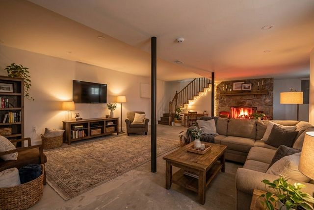 630 Debbie Dr, Hermitage, TN 37076