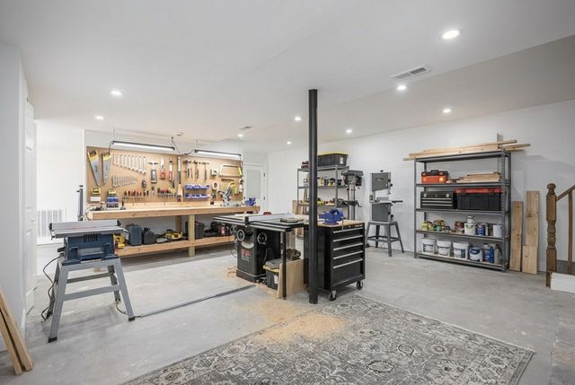 630 Debbie Dr, Hermitage, TN 37076