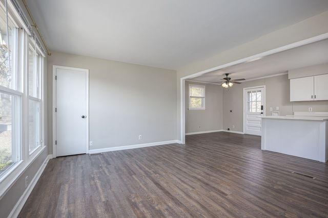 630 Debbie Dr, Hermitage, TN 37076