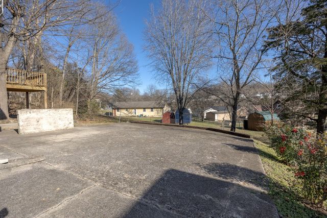 630 Debbie Dr, Hermitage, TN 37076