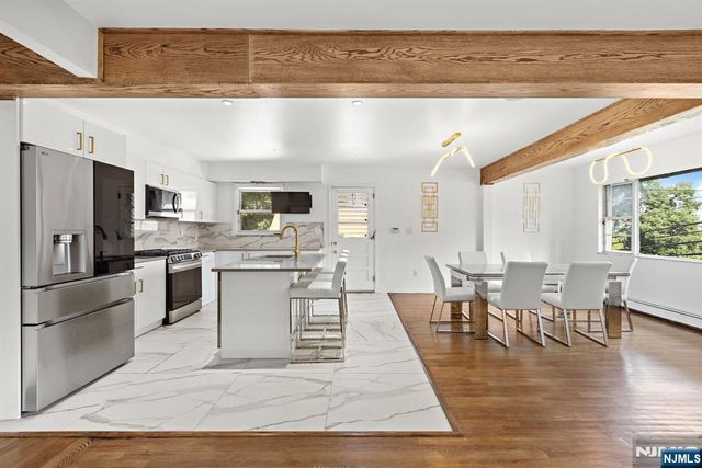 554 Elm Avenue, Ridgefield, NJ 07657