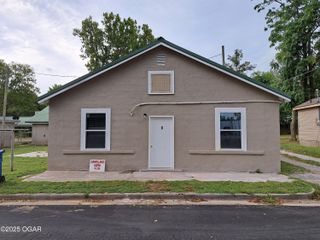1306 S Iowa Avenue 3, Joplin, MO 64801