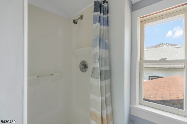 127 Elizabeth St, South Bound Brook Boro, NJ 08880