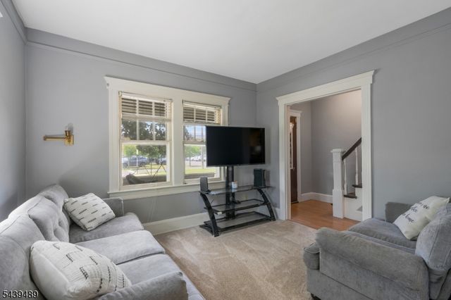 127 Elizabeth St, South Bound Brook Boro, NJ 08880