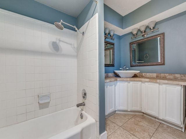 3921 Inwood Road 2015, Dallas, TX 75209