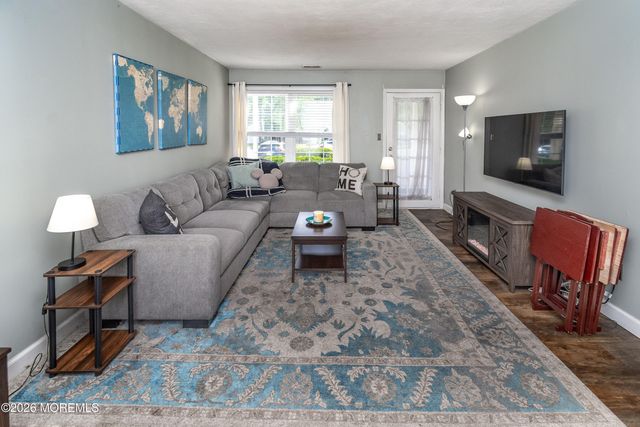 49 Chinkaberry Court, Howell, NJ 07731