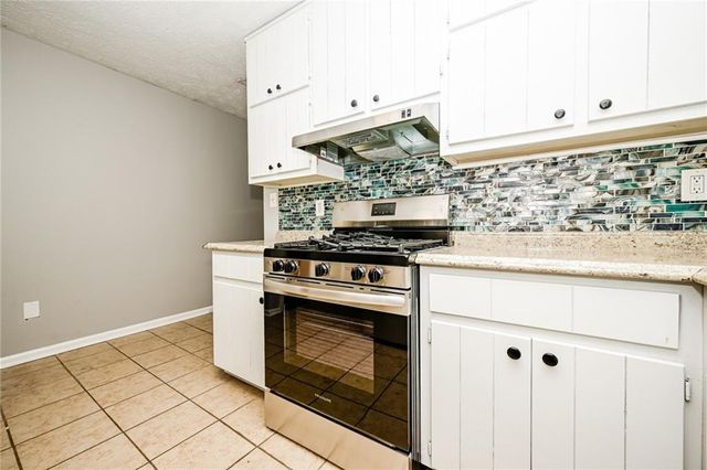 145 Glenloch Parkway, Stockbridge, GA 30281