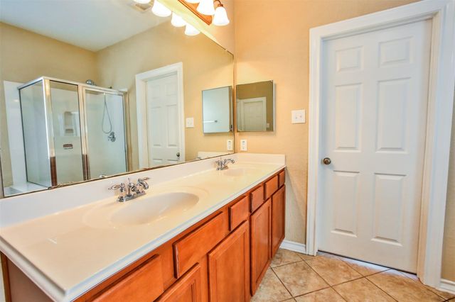 5103 Shadow Breeze Lane, Katy, TX 77494