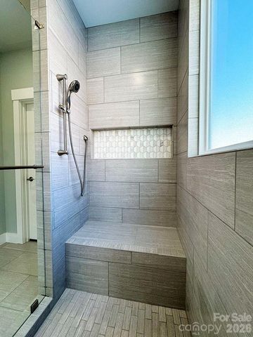 3635 46th Avenue NE, Hickory, NC 28601