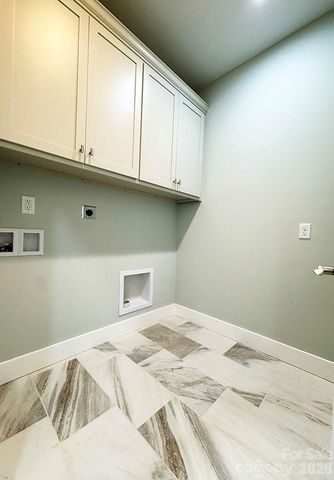 3635 46th Avenue NE, Hickory, NC 28601