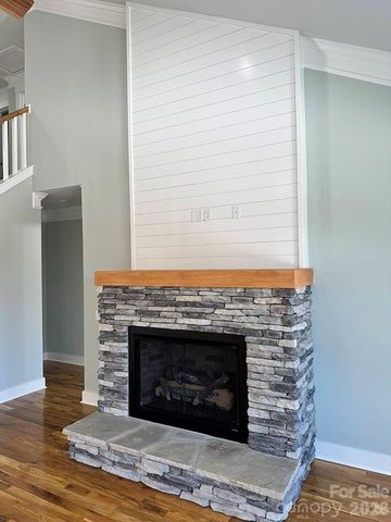 3635 46th Avenue NE, Hickory, NC 28601