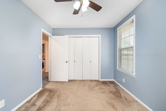 8049 New Chapel Rd, Springfield, TN 37172