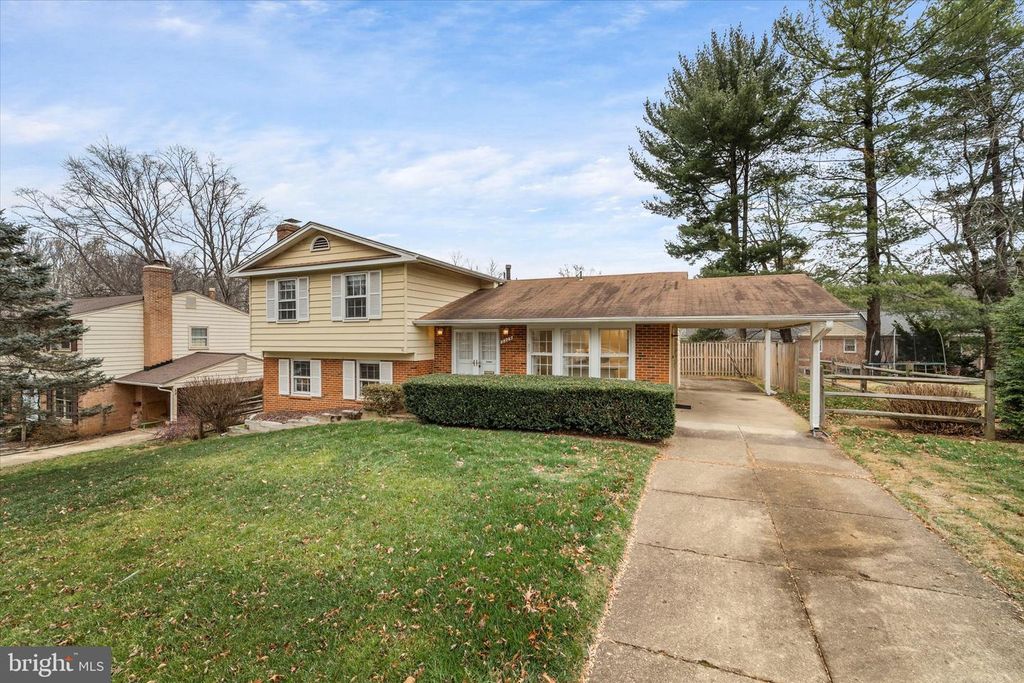 3209 ARMORY CT, Fairfax, VA 22030