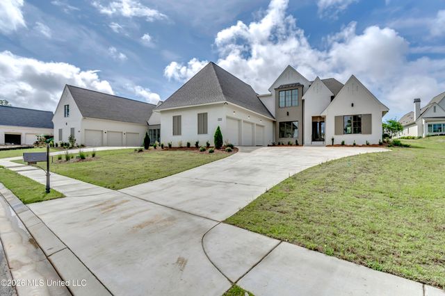 222 Welchshire Drive, Madison, MS 39110