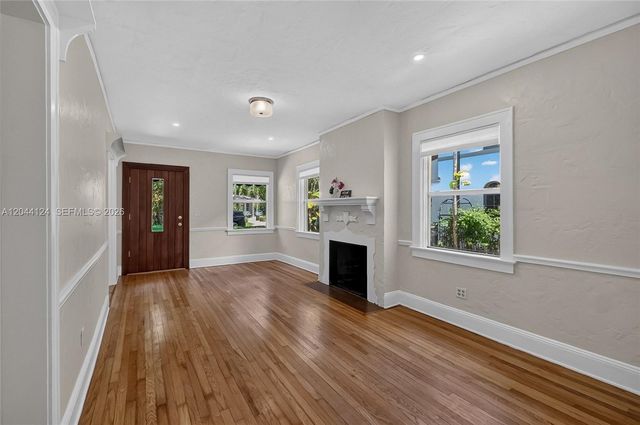 1107 Pizarro St, Coral Gables, FL 33134