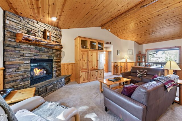 20118 Crystal Mountain Lane, Bend, OR 97702