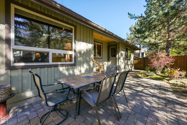 20118 Crystal Mountain Lane, Bend, OR 97702