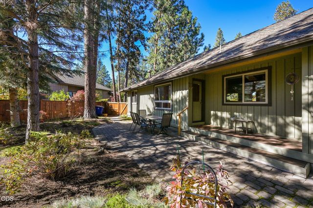 20118 Crystal Mountain Lane, Bend, OR 97702