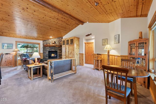 20118 Crystal Mountain Lane, Bend, OR 97702