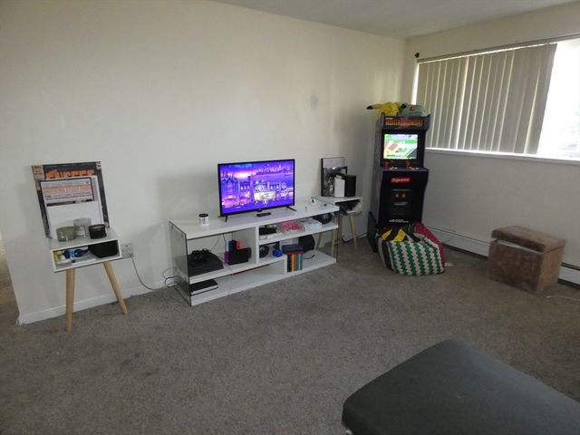 37 South St 6, Medford, MA 02155