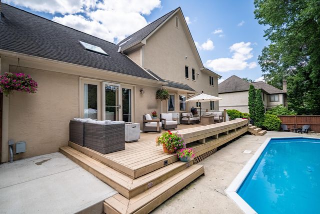 1214 Three Forks Drive S, Westerville, OH 43081