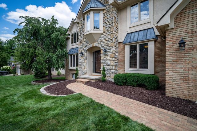 1214 Three Forks Drive S, Westerville, OH 43081