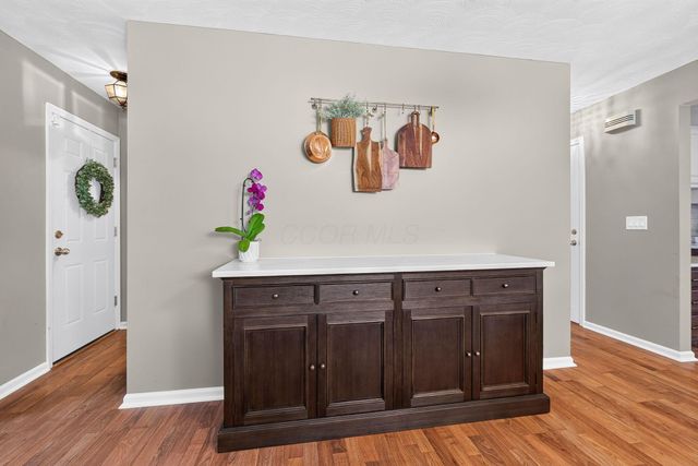 1214 Three Forks Drive S, Westerville, OH 43081