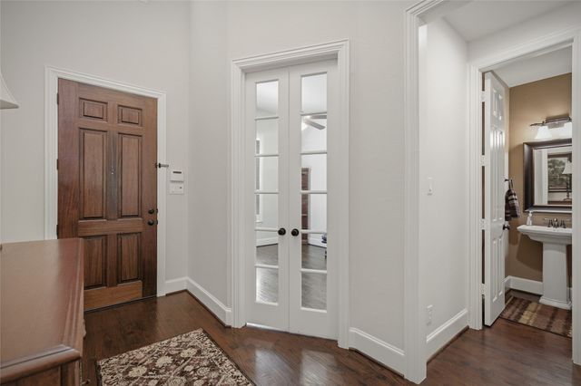 8716 Tour Drive, Mckinney, TX 75070